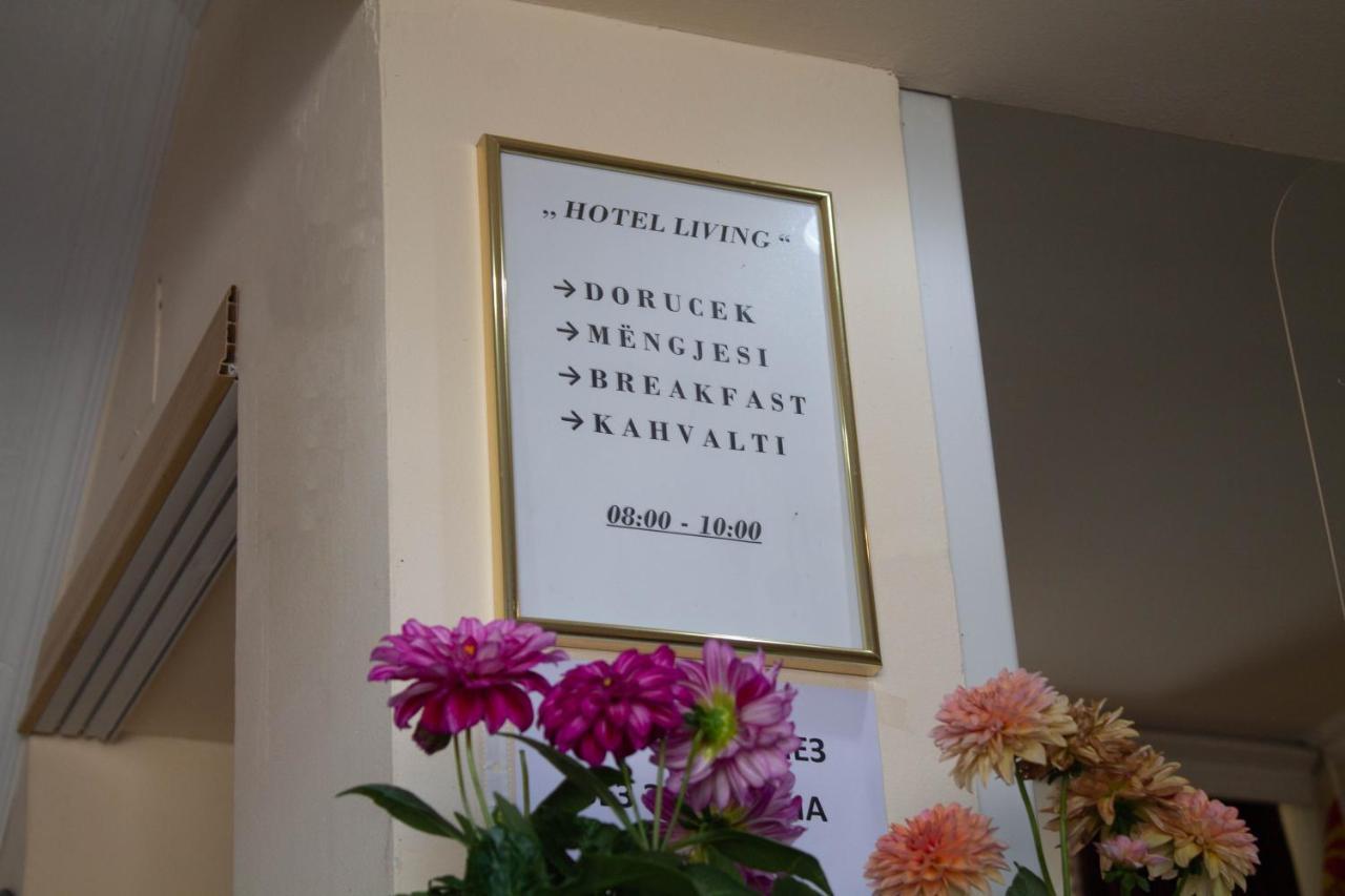 Hotel Living Suto Orizari Extérieur photo